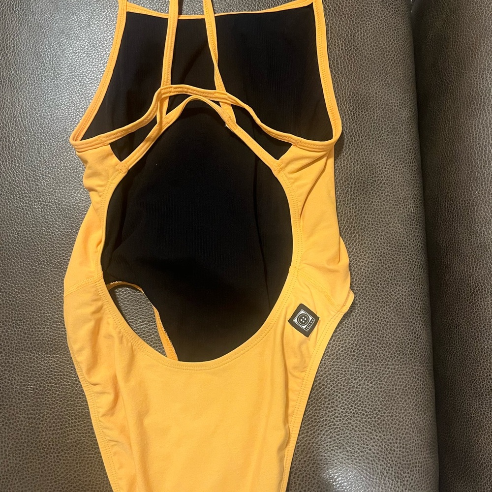 Orange jolyn! Very good condition.